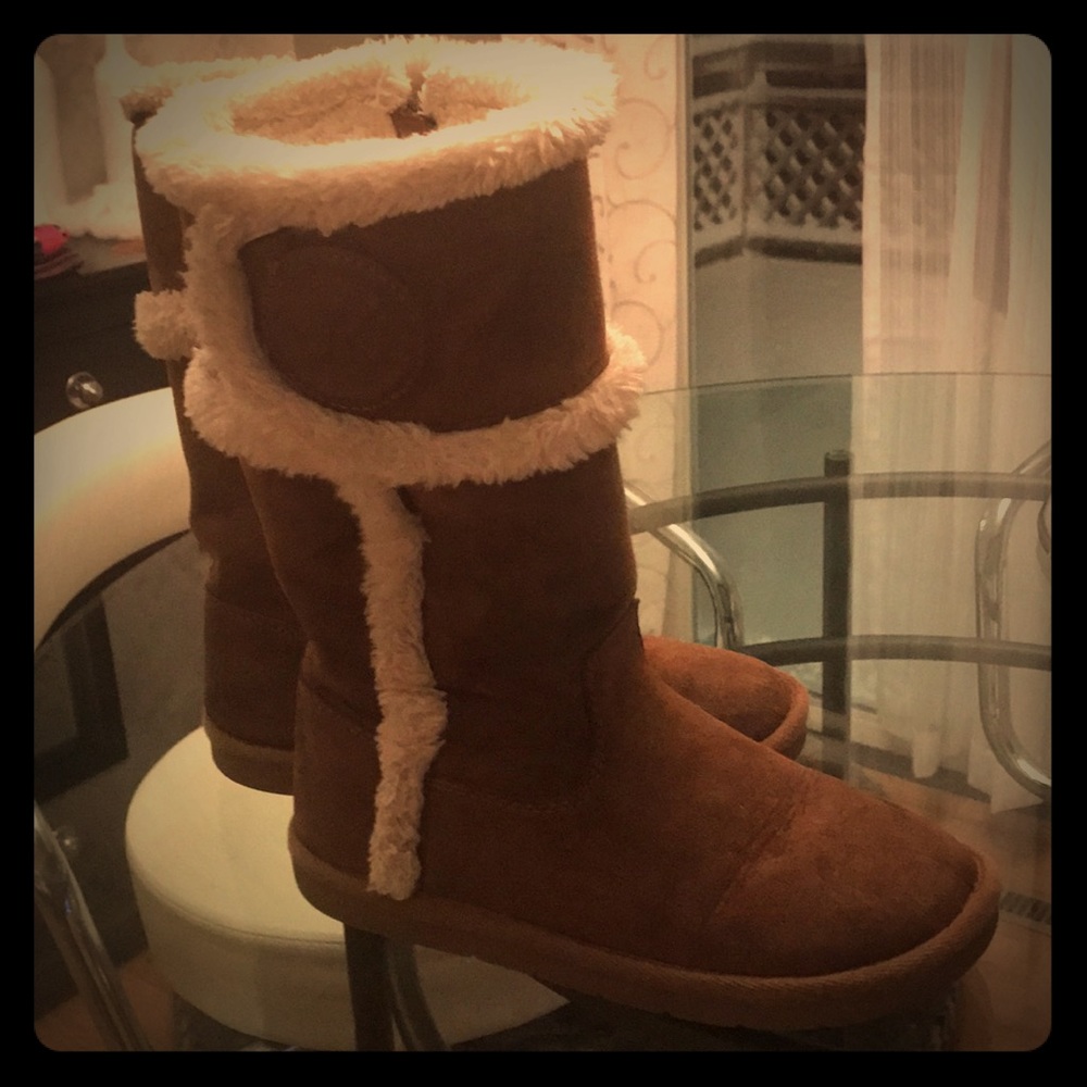 Michael Kors girls boots size 3